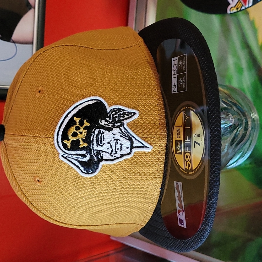Pittsburgh pirates fitted